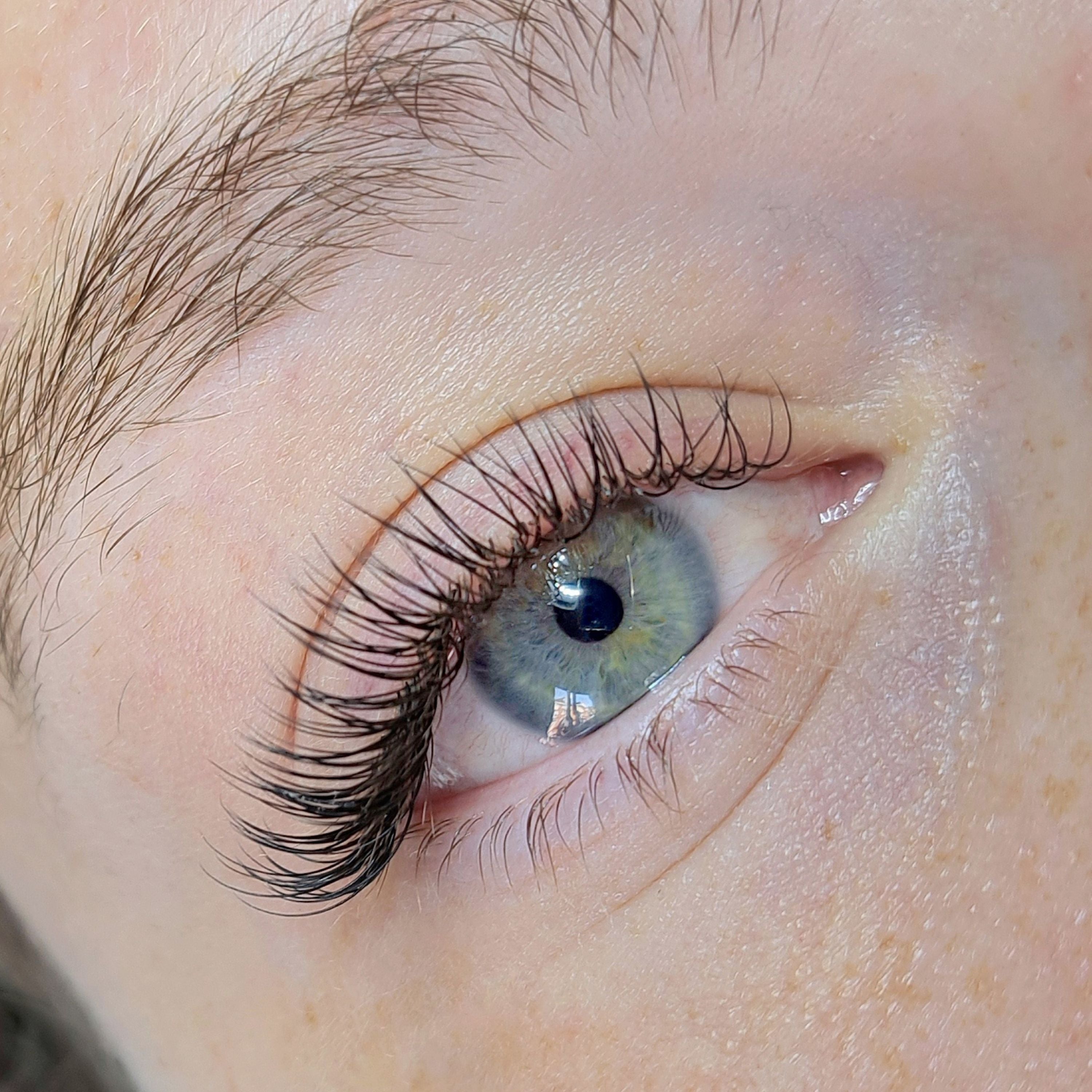 Classic Lashes - Full Set